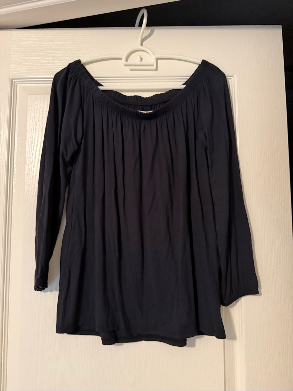Hollister Black Off-Shoulder Long Sleeve Top - Size Small
